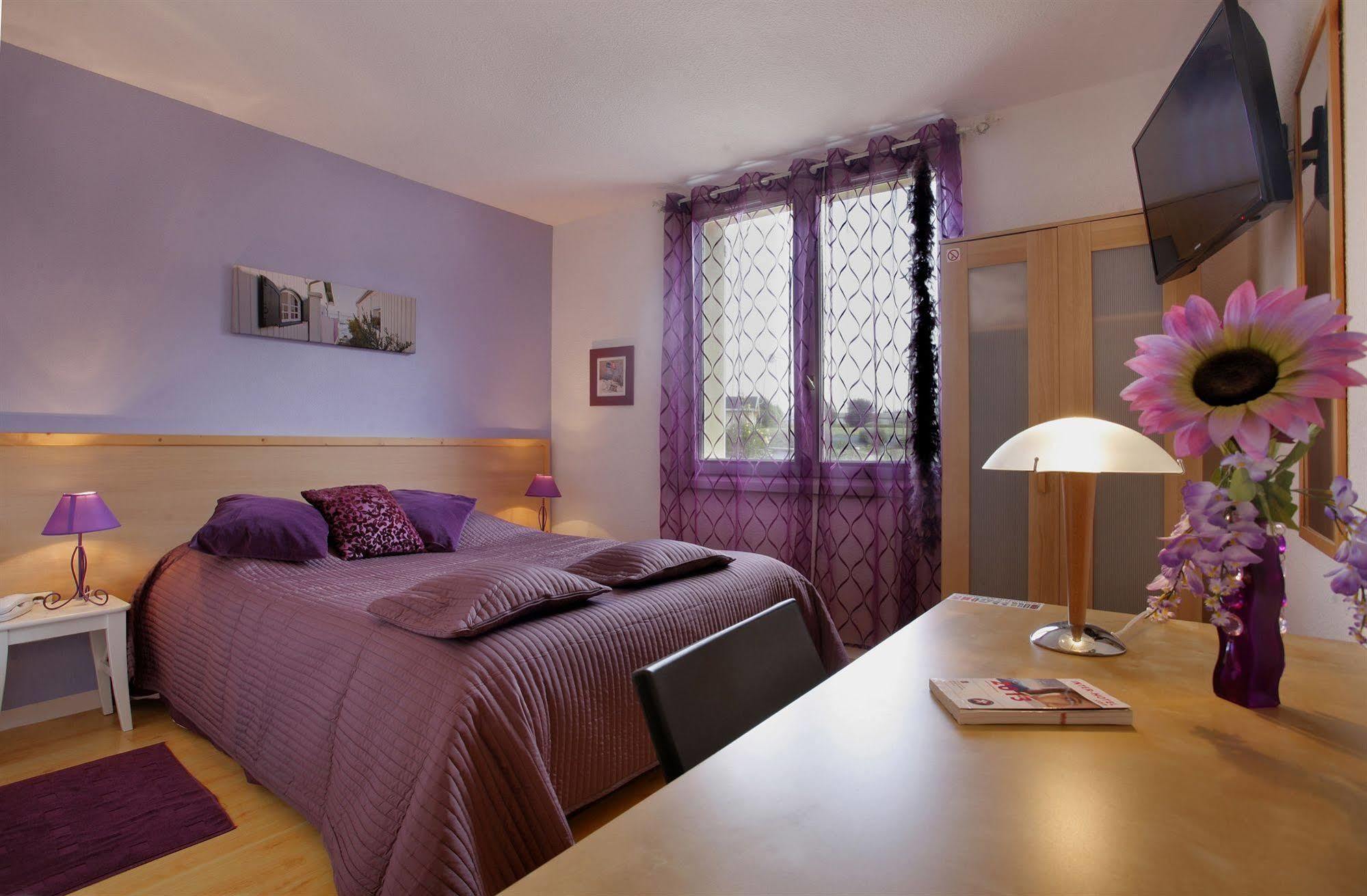 Logis Hotel Corintel Bordeaux Est Tresses Zewnętrze zdjęcie