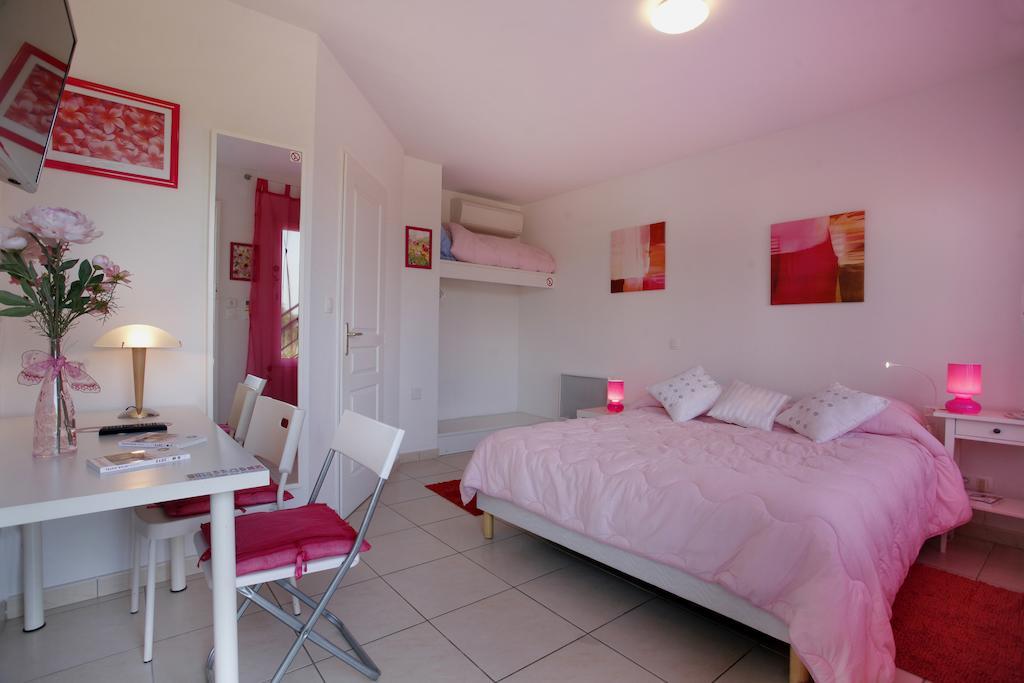 Logis Hotel Corintel Bordeaux Est Tresses Zewnętrze zdjęcie